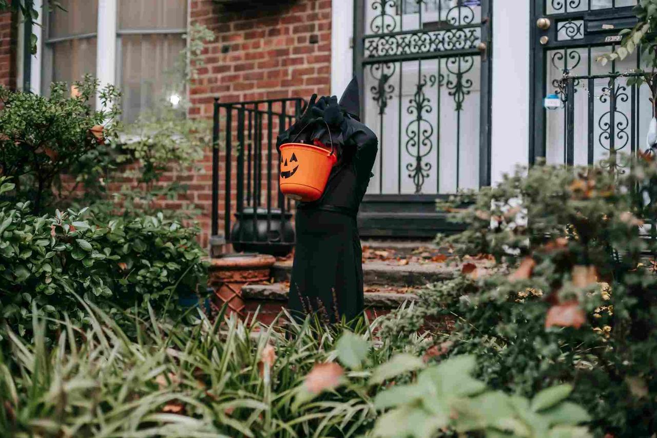 Halloween Costumes for Under-8s: Boohoo vs Asda vs M&S vs Costco , Real Prices, Fabric Safety and Delivery Windows hero