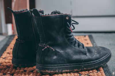 Kids’ Winter Walking Boots Compared: Clarks, Timberland, Kickers and Geox on Half-Size Fit and Puddle Durability