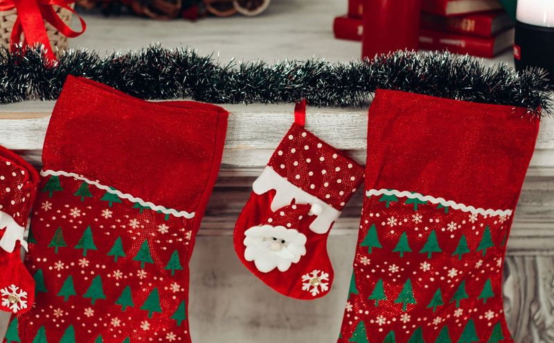 Personalised Christmas Stockings and Advent Calendars for Kids: Etsy Sellers vs High Street, Real Costs and Delivery Win
