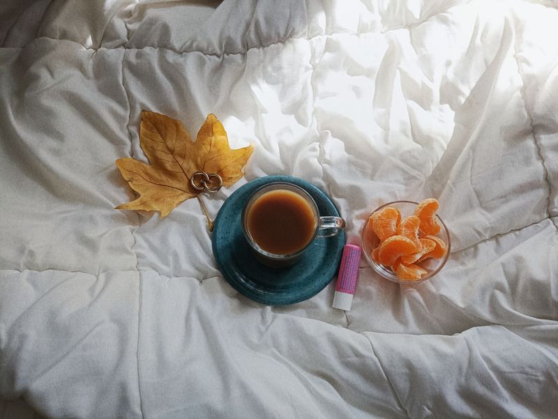 Postpartum Autumn Kit for Second-Time Mums: Elvie, Momcozy, Saalt and Public Goods Over Six Weeks
