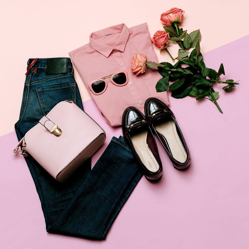 Capsule wardrobe for busy millennial moms