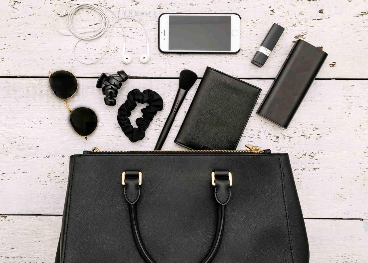 Sunglasses That Actually Flatter Every Mom Face Shape