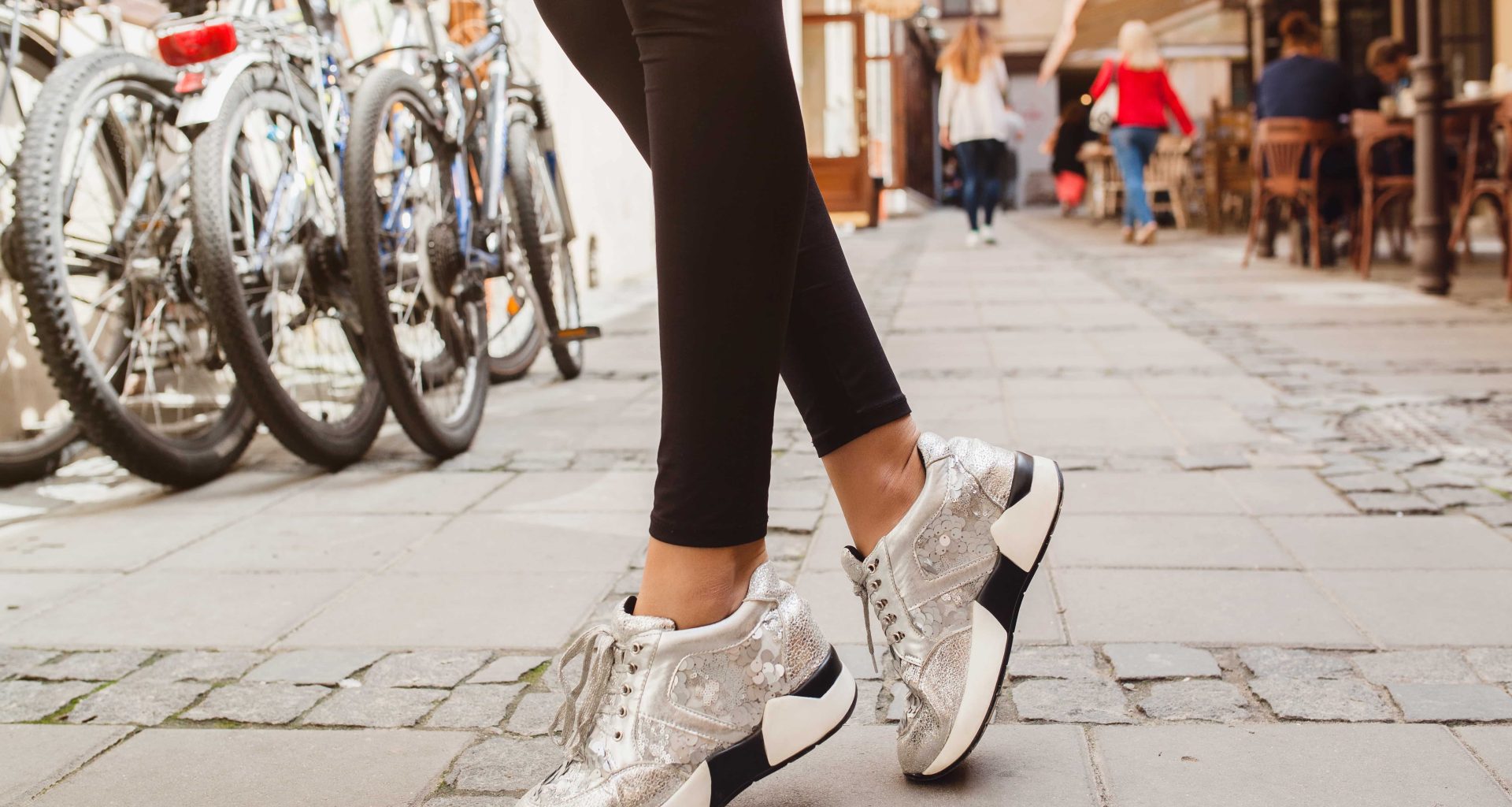 Ballet Flats Are Back: How Moms Are Wearing Them in 2026