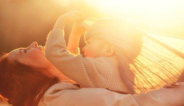 Loneliness in Motherhood: Why It Happens and What Helps