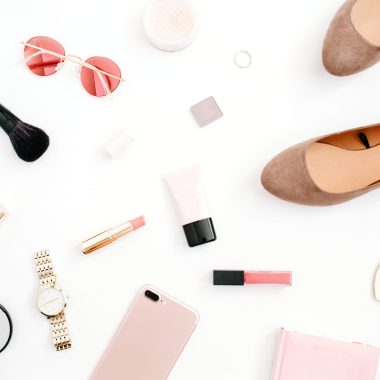 Tote Bags vs. Backpacks: Which Bag Actually Works for Moms