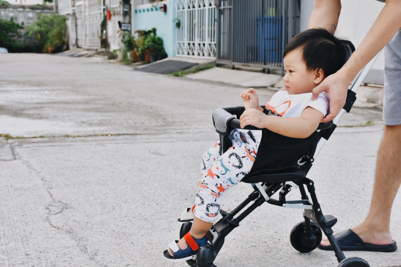 Traveling with a Newborn: What Nobody Actually Tells You