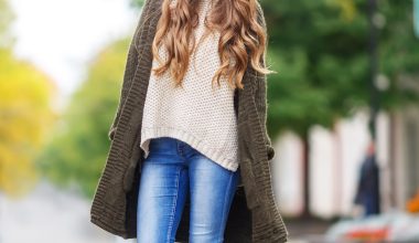 Vacation Outfits for Moms That Pack Light and Look Great